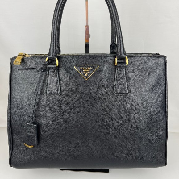 Prada Saffiano Lux Medium Double Zip Tote - Authenticity Certified - Picture 1 of 16